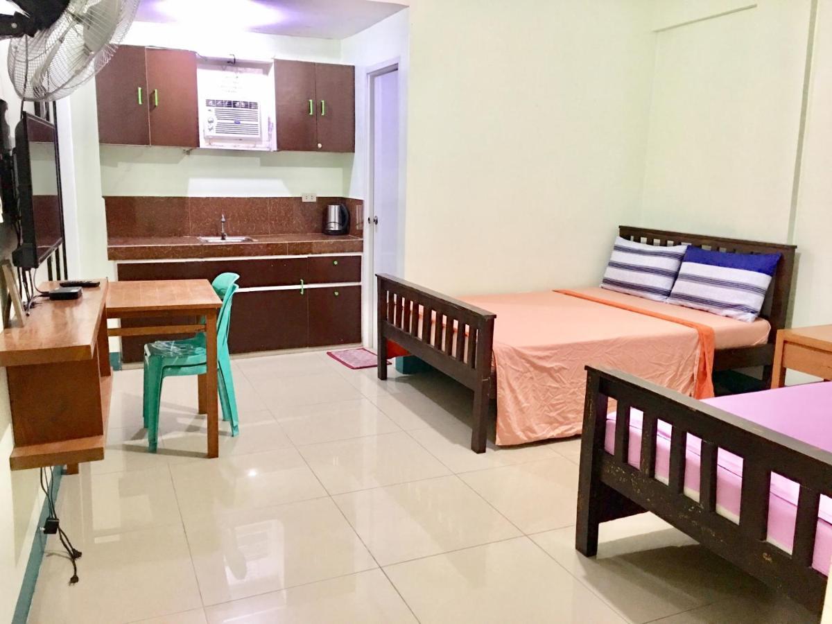 Jemz Tagaytay Budget Transient Tagaytay City ภายนอก รูปภาพ